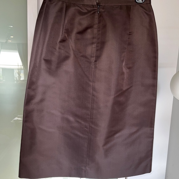 EQ-IQ 100% silk pencil skirt (4/XS) EUC, with pockets, in chocolate. - Picture 2 of 12